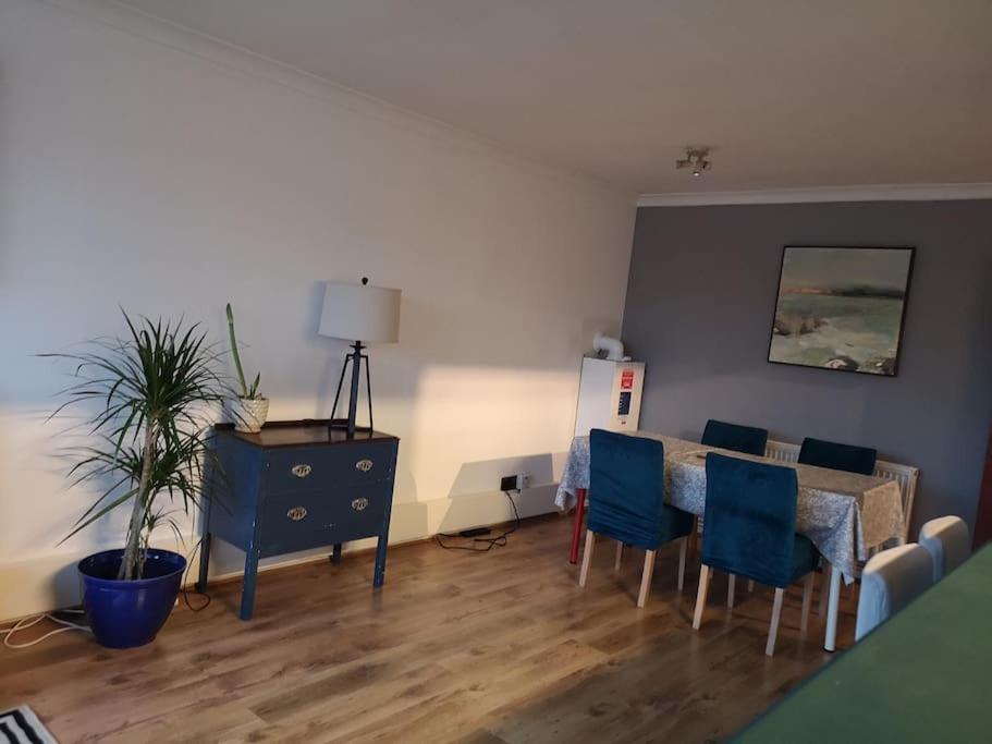 2 Bed Flat, Bounds Green, Piccadilly Line, London N11 Exteriér fotografie