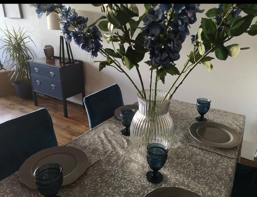 2 Bed Flat, Bounds Green, Piccadilly Line, London N11 Exteriér fotografie