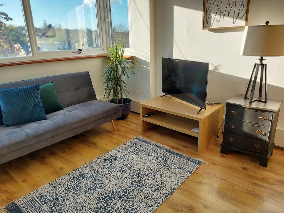 2 Bed Flat, Bounds Green, Piccadilly Line, London N11 Exteriér fotografie