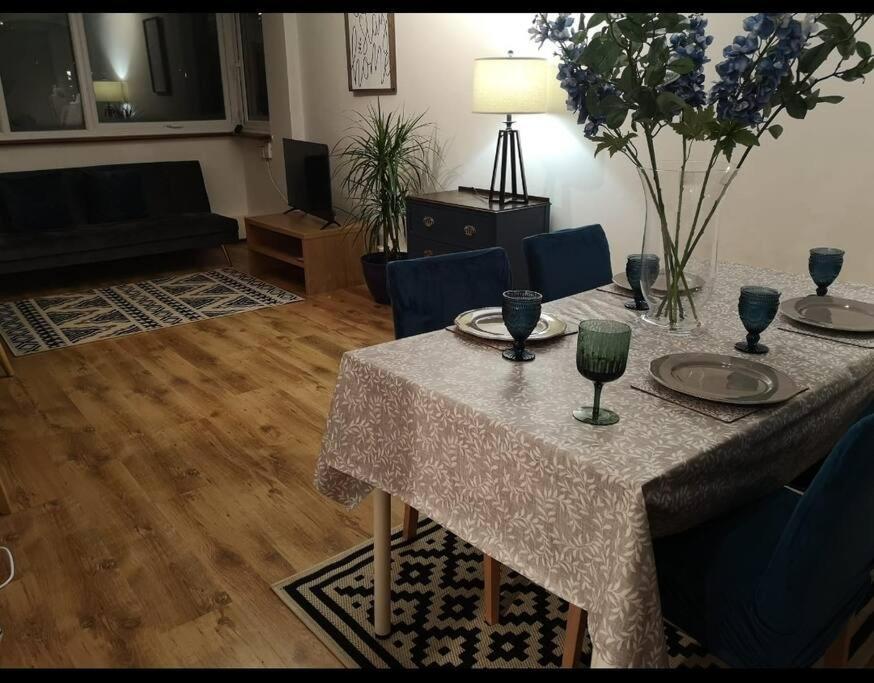 2 Bed Flat, Bounds Green, Piccadilly Line, London N11 Exteriér fotografie