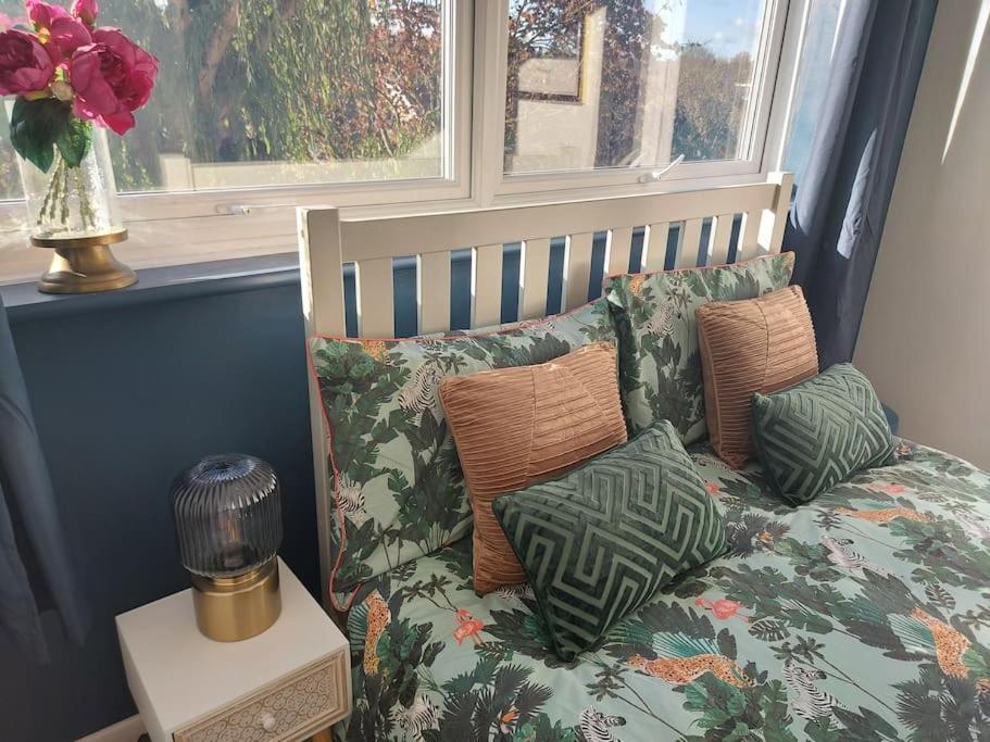 2 Bed Flat, Bounds Green, Piccadilly Line, London N11 Exteriér fotografie