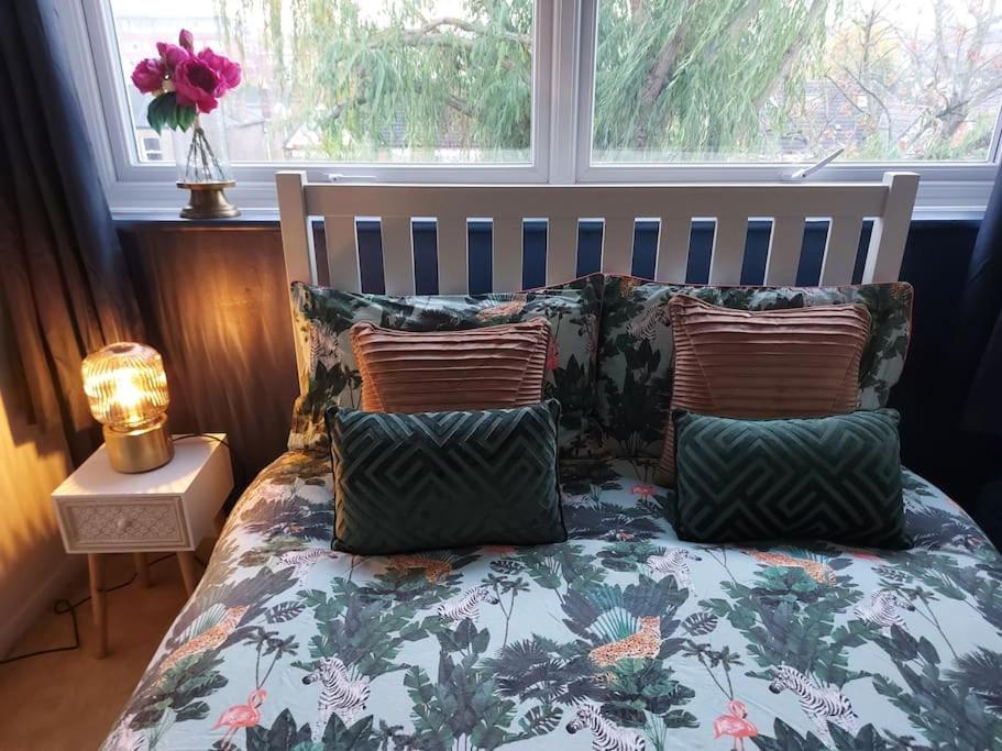 2 Bed Flat, Bounds Green, Piccadilly Line, London N11 Exteriér fotografie